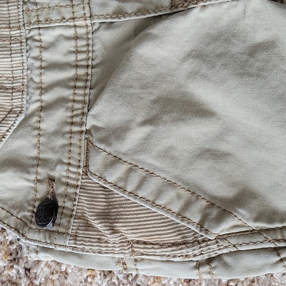 Last Chance, OshKosh B'gosh's full-length overalls - Picture 3 of 5